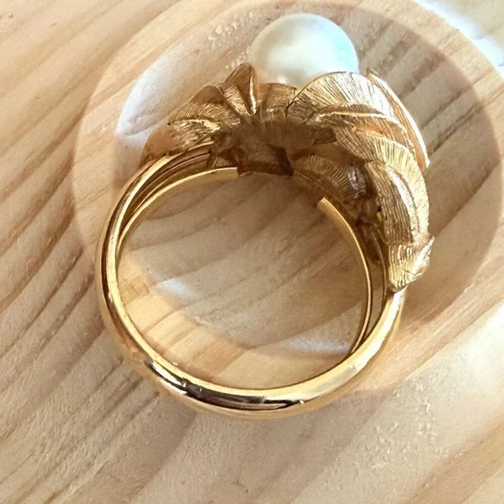 Vintage Avon Faux Pearl Bypass Ring